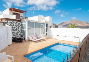 Sunset Villa Playa Blanca